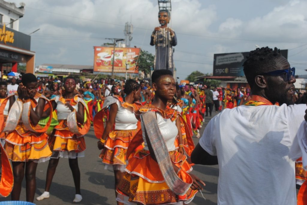 Abobo Danse Parade : Une chorégraphie géante aux allures carnavalesques